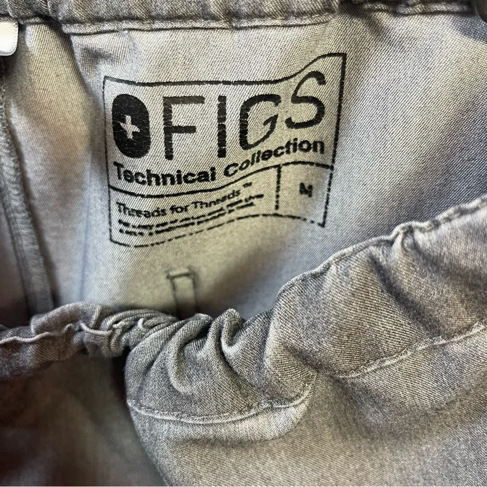 Mens FIGS charcoal gray technical collection scrub pants‎ O5